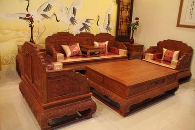 荷花寶座沙發產品圖片相冊 —— 榮登紅木藝術殿堂，品味歲月的沉靜與瑰麗 —— 由樂意紅木家具批發中心呈現